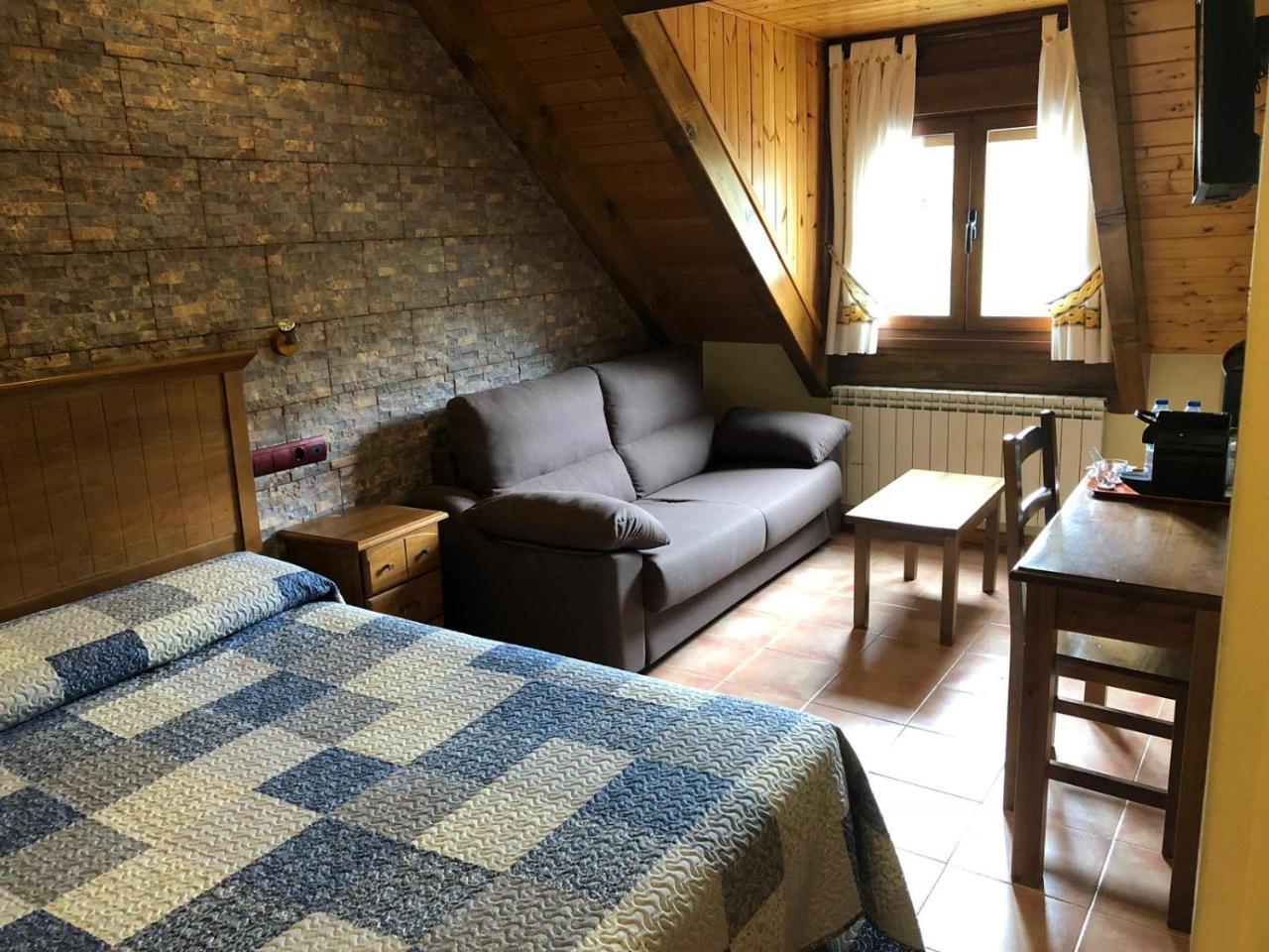 Hotel Sarao Escarrilla Eksteriør billede